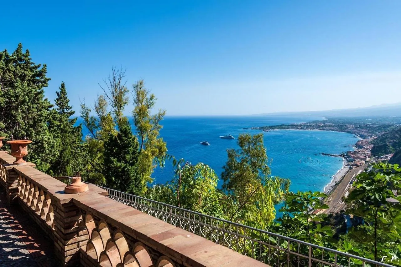 Casa Ariadne Giardini Naxos
